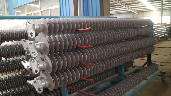 Tần số điện Điện áp đâm 100kV-1000kV Đài trạm Băng cách 5kg-200KGS cao su silicone